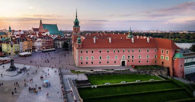 Zamek Królewski w Warszawie - krótki opis i fascynujące fakty