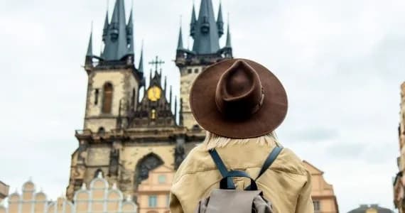 Najpiękniejsze miejsca w Pradze, które musisz zobaczyć na własne oczy